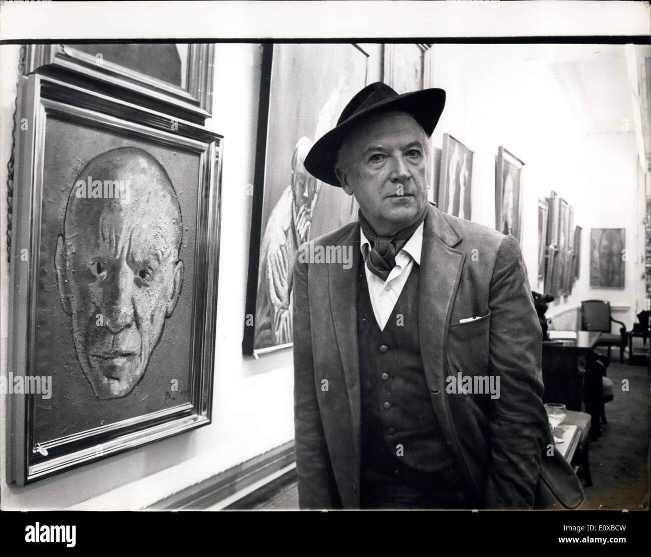 Gen 26, 1966 - Cecil Beaton la prima mostra di dipinti ad olio; Cecil  Beaton, il famoso fotografo e scenografo, tiene la sua prima mostra di  pittura ad olio presso la Galleria