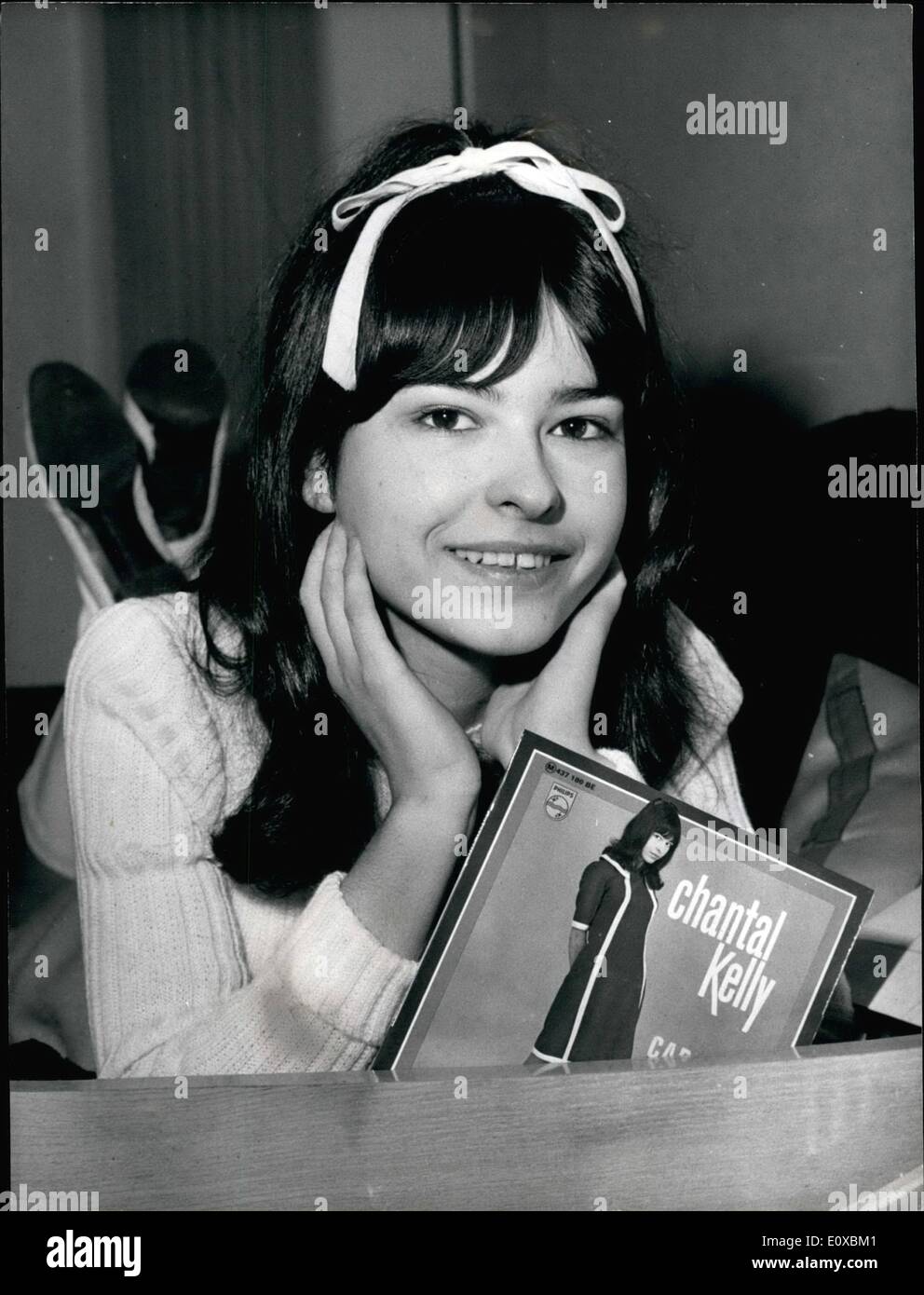 Febbraio 02, 1966 - 16-Year-Old singolo ama il colpo: Sedici- anno-vecchio Chantal Kelly da Marsiglia è il nuovo nuovo arrivato a Foto Stock