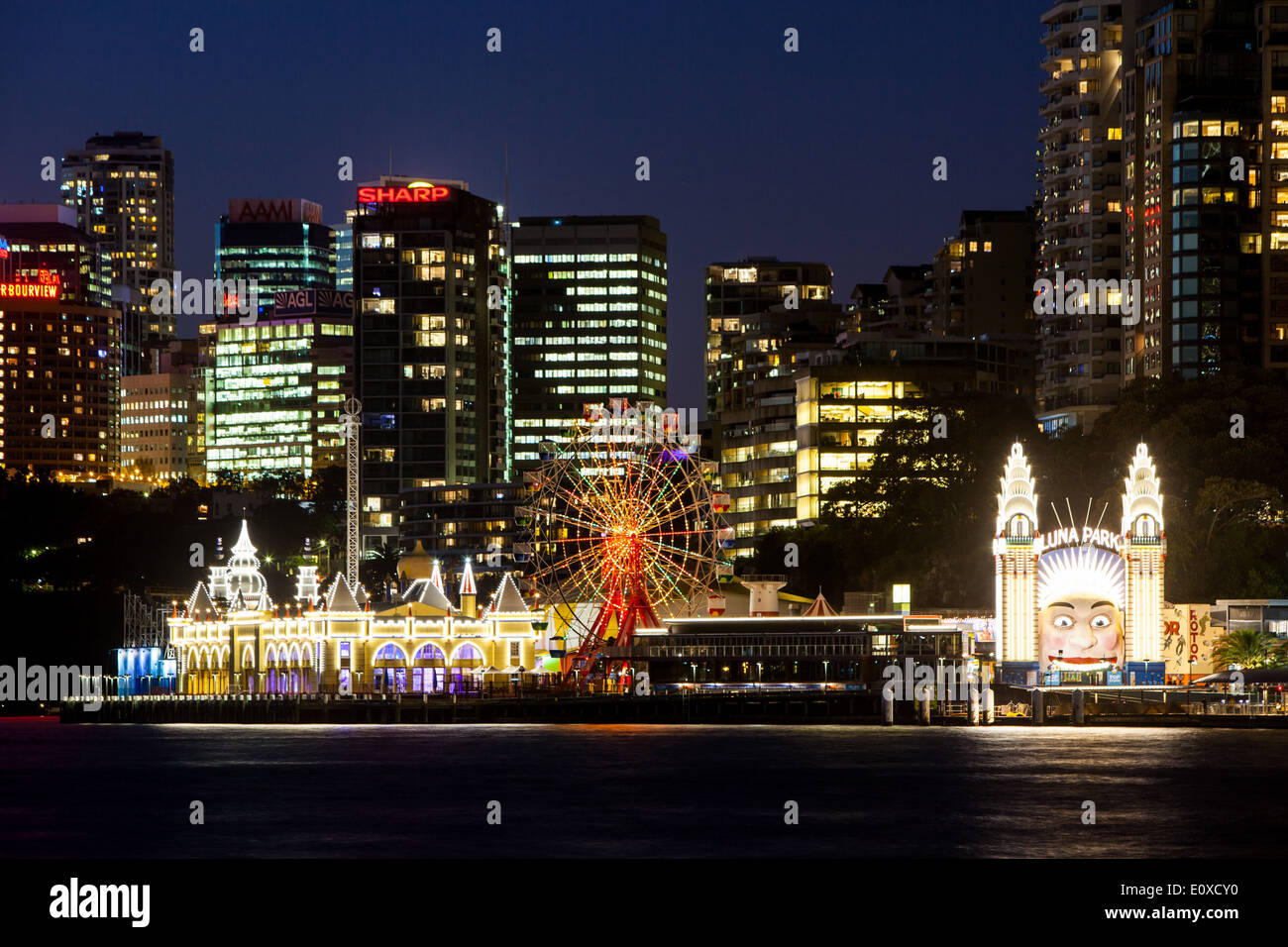 Il Luna Park su una chiara serata autunnale a Sydney in Australia Foto Stock