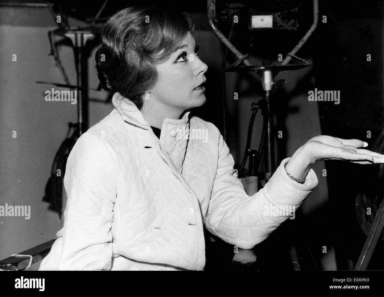 L'attrice Shirley MacLaine in una scena da "Donne volte sette' Foto Stock