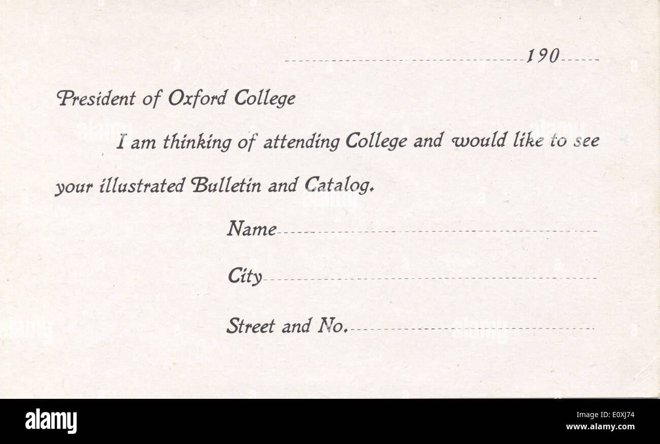 Questa cartolina d'epoca pubblicizza le sale musicali dell'Oxford College in Ohio, invitando i visitatori a scoprire i luoghi storici dell'istituzione. Le sale musicali sono state parte integrante della vita educativa e culturale di Oxford, offrendo spettacoli ed eventi per la comunità. Foto Stock