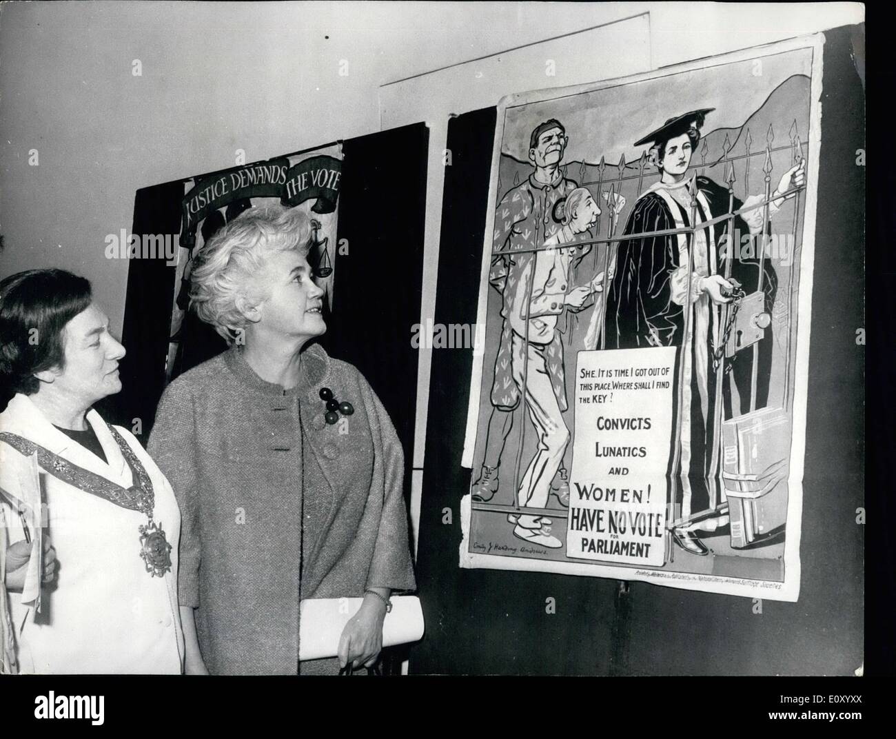 Febbraio 02, 1968 - Il 6 febbraio 1918 la Royal parere conforme è stato dato per la rappresentanza delle persone agiscono, estendendo il voto alle donne in età di 30. Questo anno il cinquantesimo anniversario di quel grande passo in avanti nella situazione dei diritti della donna la celebrazione organizzata dal diritto del lavoro nazionale delle donne Comitato Consultivo Nazionale ed il comitato misto di lavoro delle organizzazioni delle donne forniscono un'occasione per rendere omaggio al lavoro dei primi pionieri e valutare i progressi realizzati da allora verso la piena uguaglianza Foto Stock