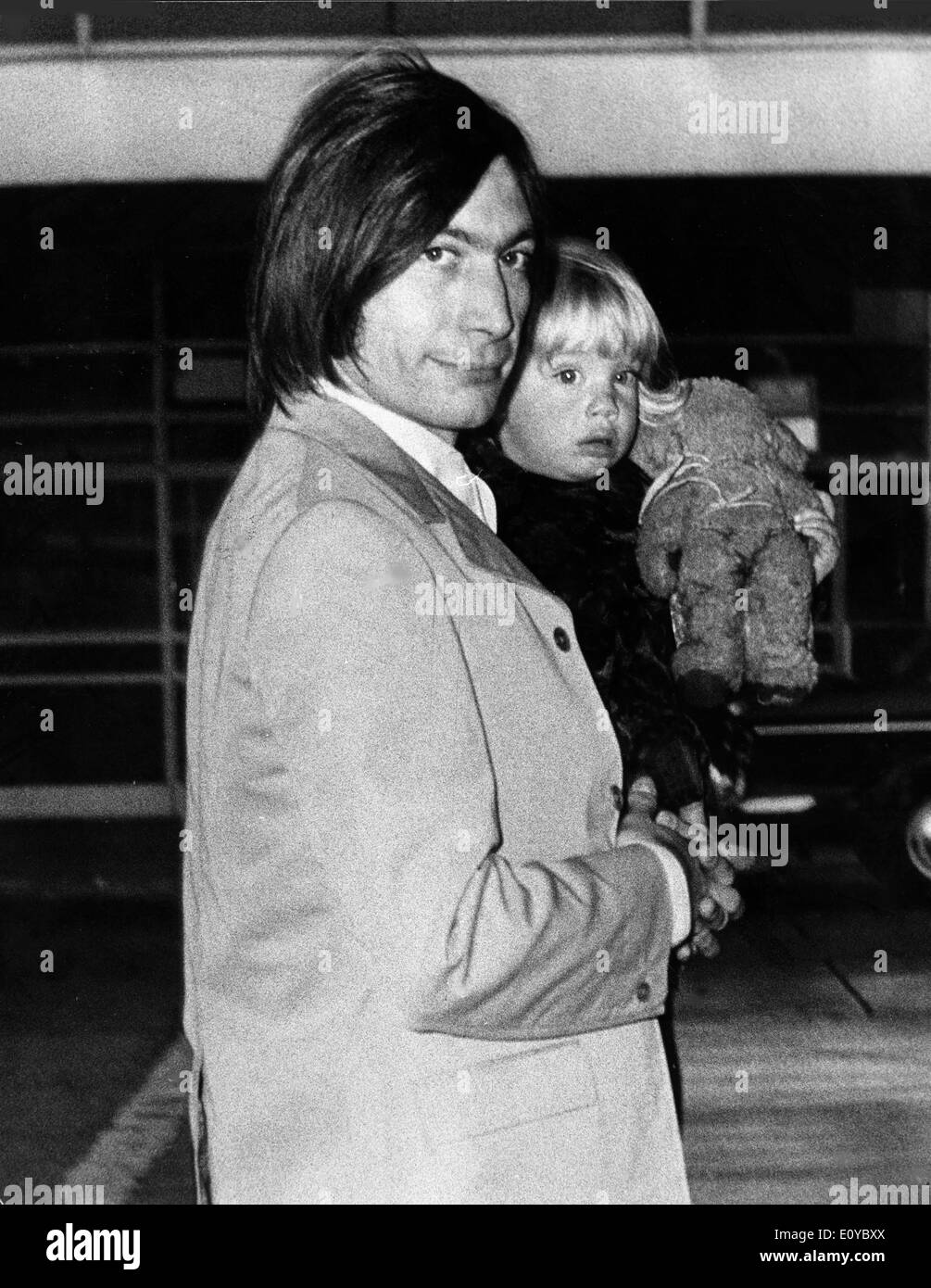 Il Rolling Stones Charlie Watts con la figlia Foto Stock