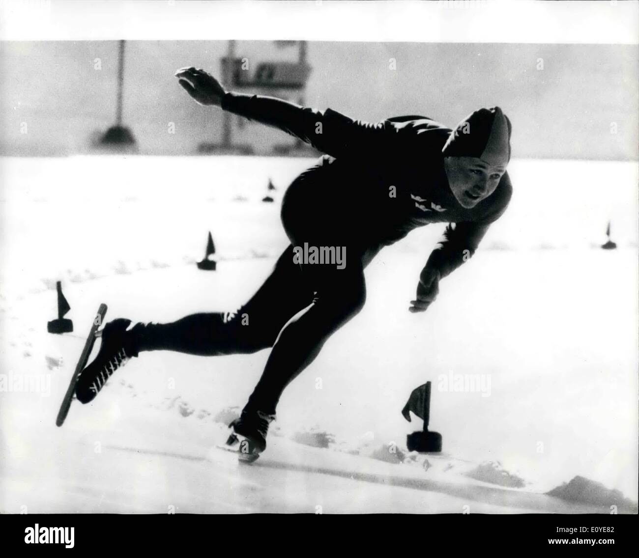 Gen 01, 1970 - Nuovo record mondiale di velocità su ghiaccio; a Davos in Svizzera, Hasse Borjes dalla Svezia impostare un nuovo record del mondo in Foto Stock
