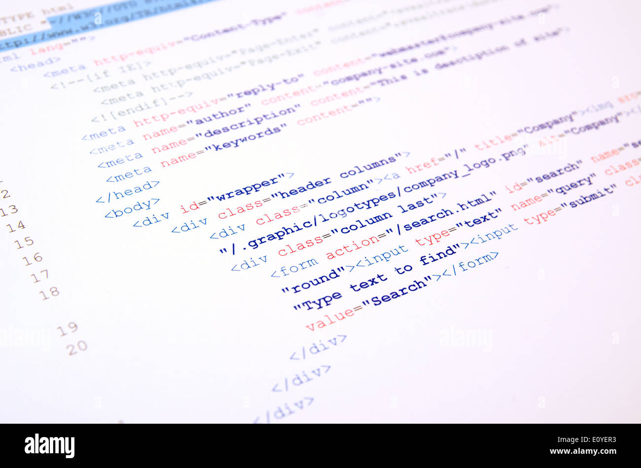 Codice di linguaggio HTML su sfondo bianco Foto Stock