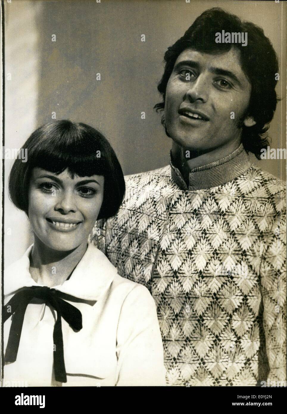 Giugno 20, 1970 - Sacha Distel & Mireille Mathieu Film ''Sacha visualizza " Programma TV Foto Stock