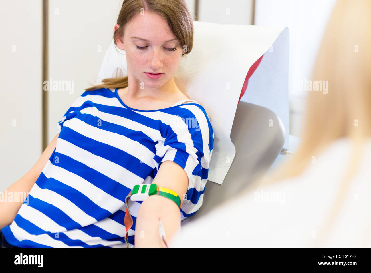 Donatore di Sangue alla donazione. Foto Stock