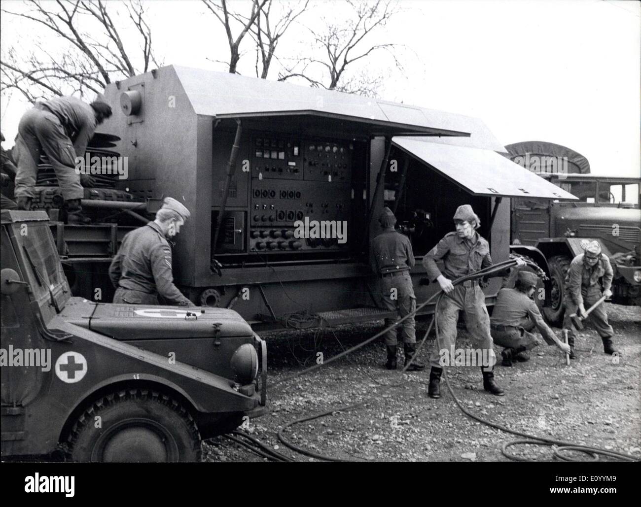 Dicembre 08, 1971 - Il tedesco esercito federale come aiutanti alle Olimpiadi 1972: un ''divisione lavoro'' di 15000 uomini della Repubblica federale tedesca Foto Stock