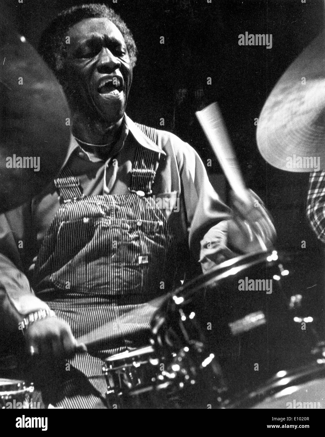 Il batterista jazz arte Blakey un American Grammy Award-winning batterista jazz e bandleader. Foto Stock