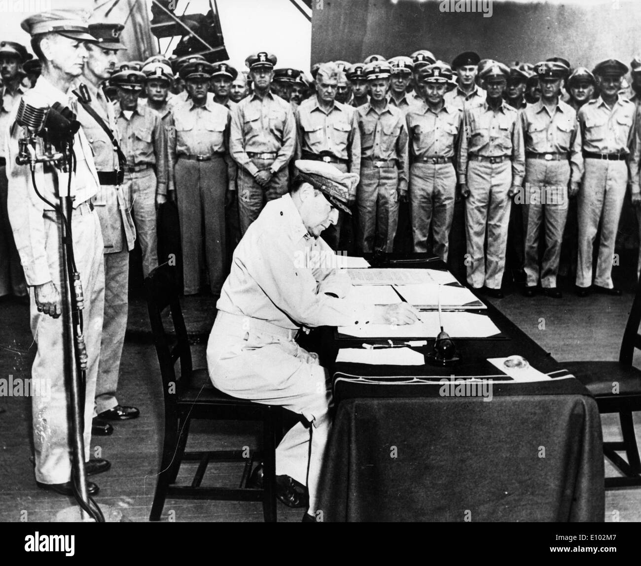 Generale americano e Maresciallo di Campo dell'esercito filippino DOUGLAS MACARTHUR (26 gennaio 1880 aprile 5, 1964) Foto Stock