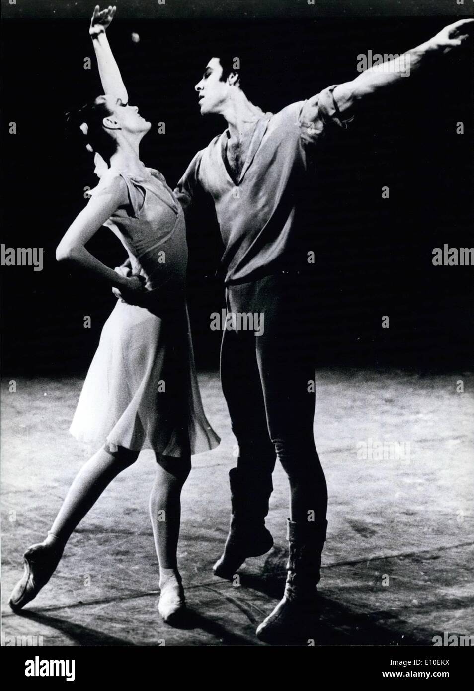 Agosto 08, 1972 - New York City Ballet a Monaco di Baviera in occasione delle Olimpiadi del programma culturale: un grande evento di nota per gli amici del balletto avrà luogo a Monaco di Baviera dal 11 al 14 di agosto: il New York City Ballet dà 5 spettacoli al teatro nazionale. Il gruppo arriverà con 36 ballerini solisti ed ensemble di 52-ballerini, condotta da loro coreografo George Balanchine. Ma la famosa troup ha ancora di più le intenzioni: a seguito del loro soggiorno a Monaco di Baviera, andranno in tour per il Soviet-unione, a partire dal XXI di settembre a Kiev Foto Stock