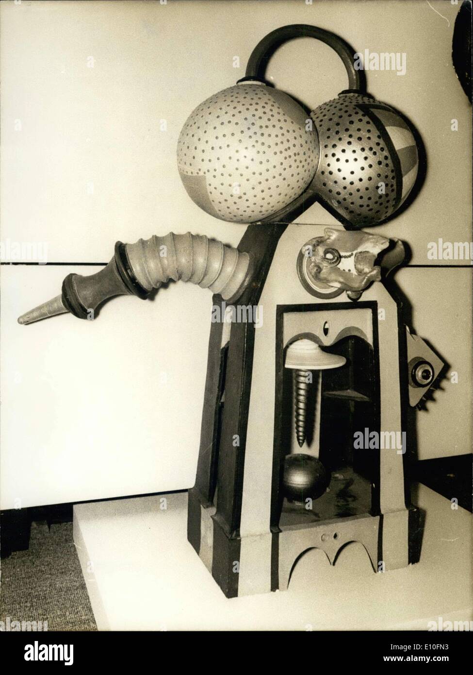 Ottobre 05, 1972 - Scultura da Brent Kington presso il Museo di Arte Moderna di Parigi Foto Stock