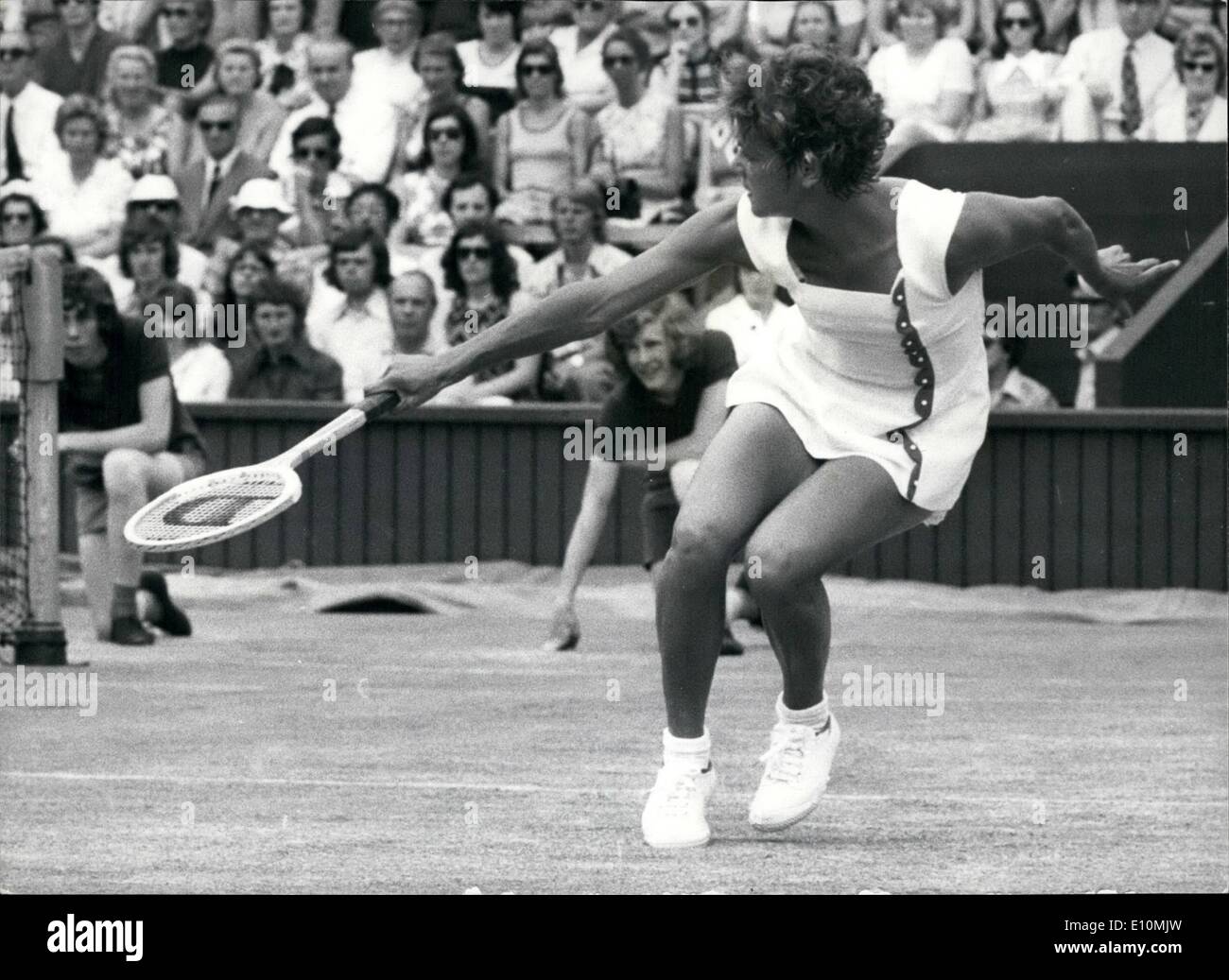 Lug. 22, 1973 - 22 luglio 1973 il tennis a Wimbledon. Evonne Goolagong batte Virginia Wade Ã¢â'¬â€oe foto mostra: Evonne G Foto Stock