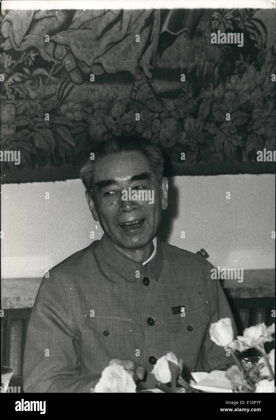 Sett. 09, 1973 - Chou En-Lai presso l' ambasciata di Francia a cena a Pechino. Foto Stock