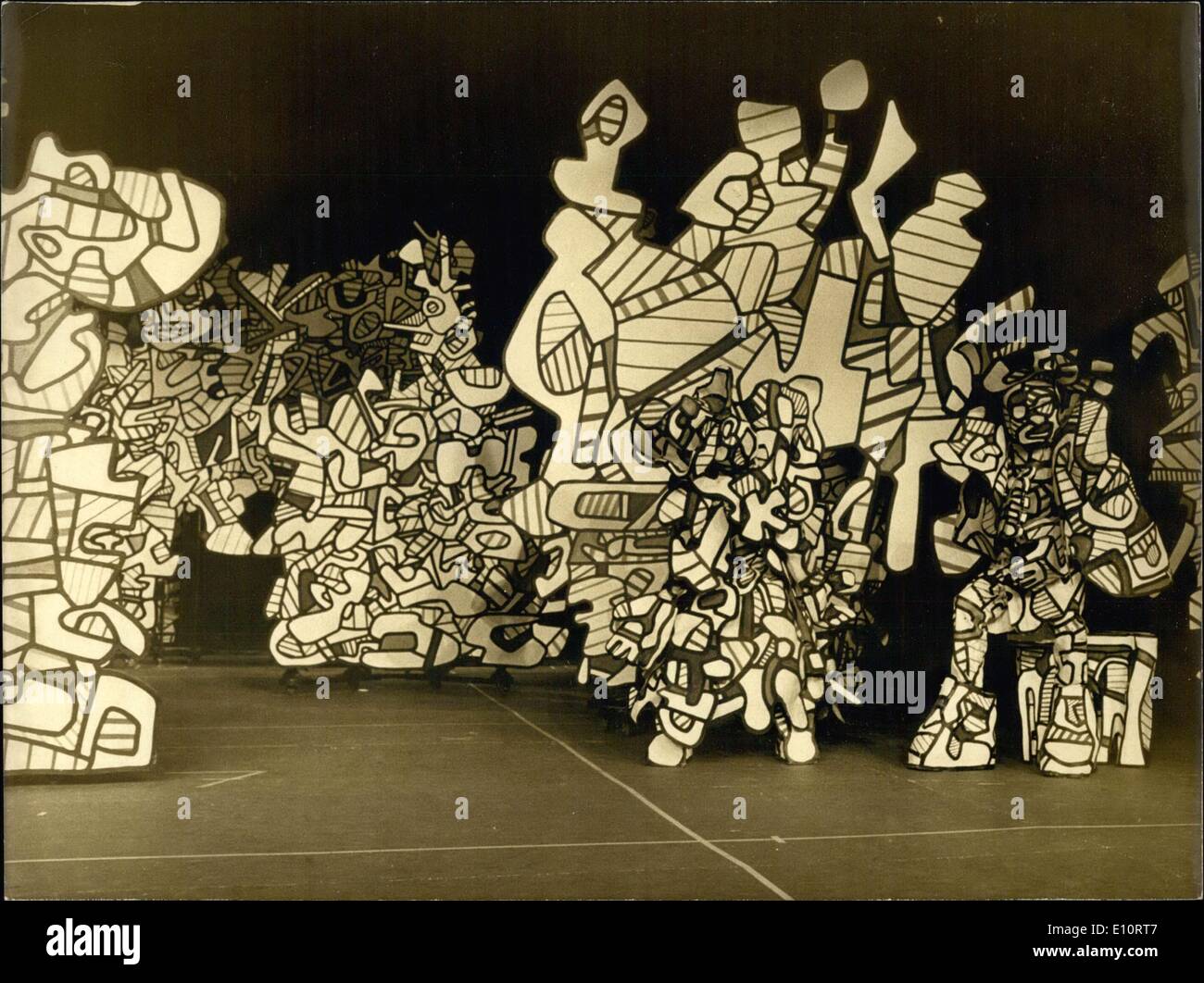 Ottobre 27, 1973 - ''Il cuculo Bazaar " scultura di Jean Dubuffet Grand Palace a Parigi Foto Stock