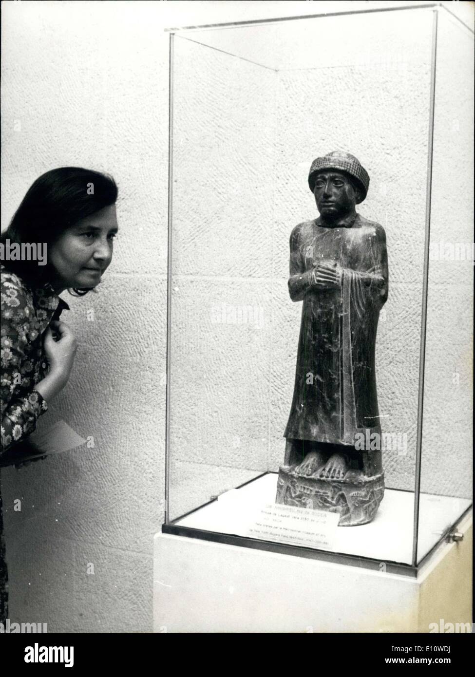 Giugno 21, 1974 - Metropolitan Museum of Art di Parigi, Statua del Principe Lagash APRESS.co Foto Stock