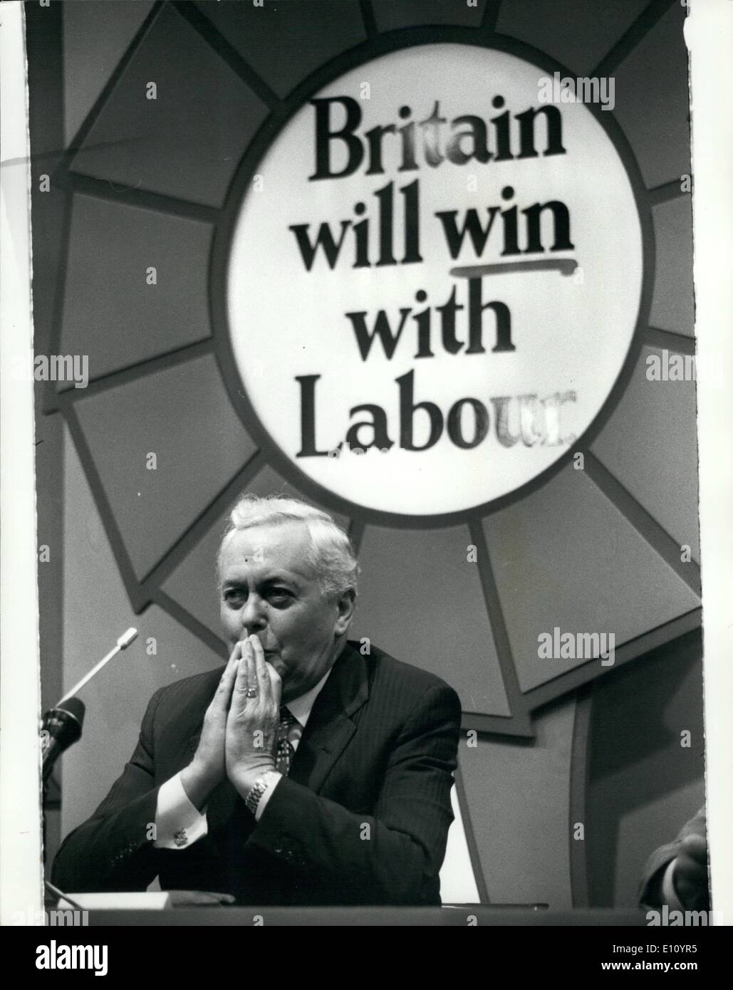 Sett. 09, 1974 - Il Partito laburista attesa conferenza stampa di apertura della campagna elettorale. La foto mostra uno studio del Primo Ministro Mr.Harold Wilson oggi nel corso della conferenza stampa. Foto Stock