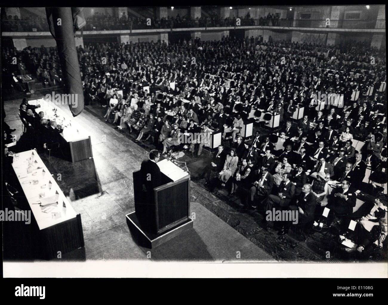 Nov. 05, 1974 - Roma, 5.11.74 ? Il Cibo di ONU ed Organizzazione di Agricoltura Conferenza mondiale sull'alimentazione è stato inaugurato oggi presso il Palazzo dei Congressi a Roma con la partecipazione di 140 nazioni. OPS: il Segretario di Stato Henry Kissinger affrontare un discorso. Foto Stock