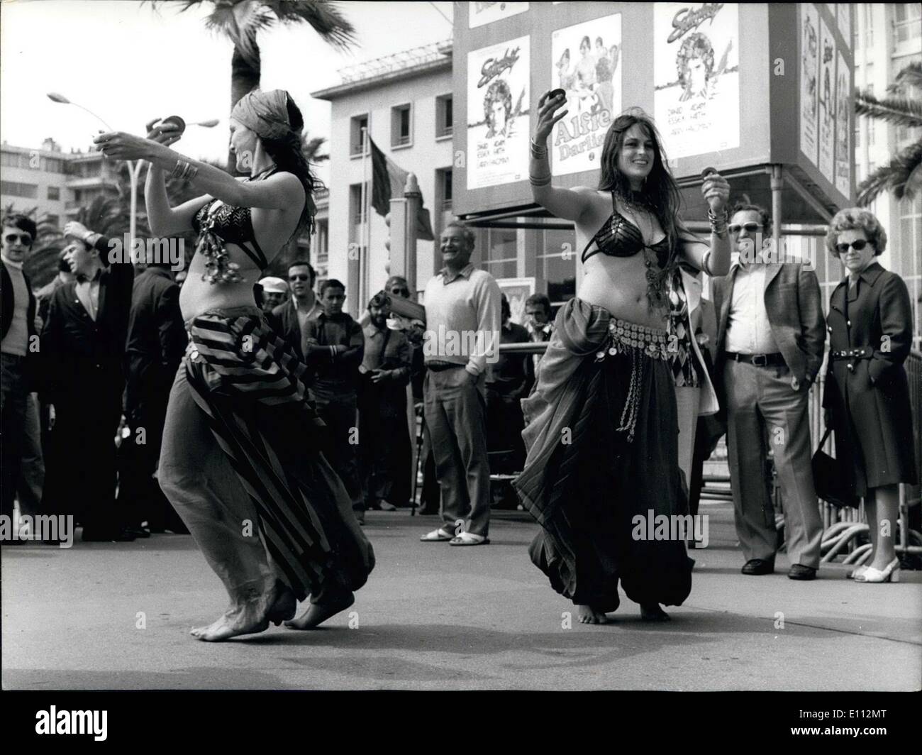 12 maggio 1975 - Salima e Kalifa al Cannes Film Festival Foto Stock