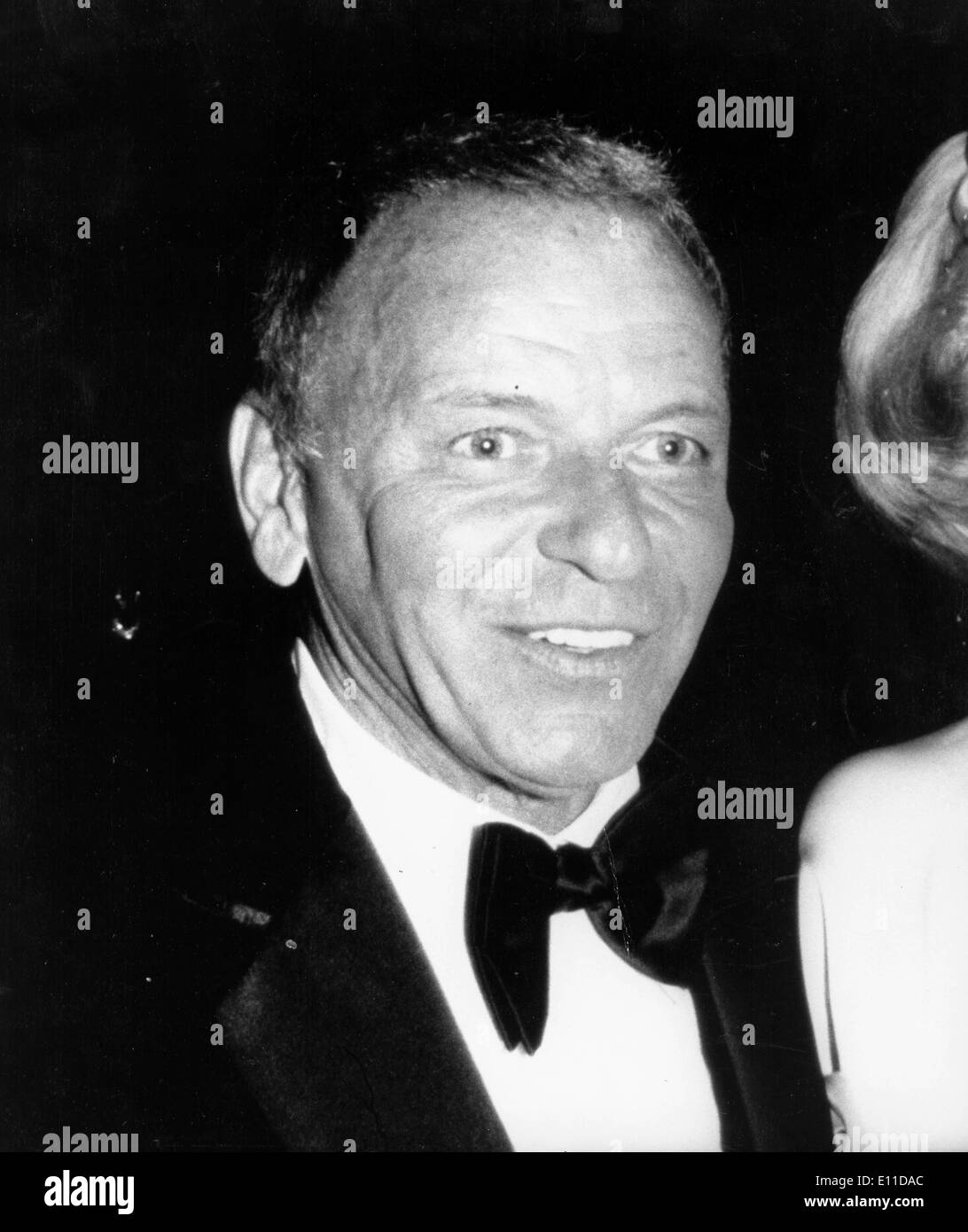 Close-up del cantante Frank Sinatra a un beneficio Foto Stock