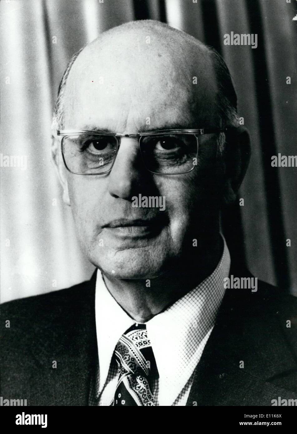 Sett. 09, 1978 - uomo duro Pieter Botha subentra come il Sud Africa il nuovo Primo Ministro: il nuovo uomo duro ha assunto come il Sud Africa il Primo ministro ieri. Egli è il ministro della Difesa Pieter Botha, 62, meglio noto come Piet l'arma - perché egli "rimprovero primati e poi pensa''. Mostra fotografica di Pieter Botha il nuovo Primo Ministro del Sud Africa. Foto Stock