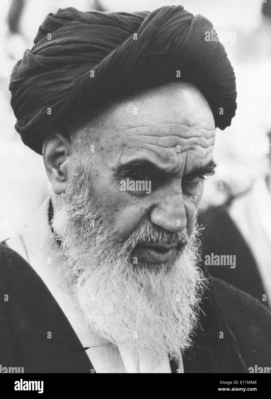 Nov 11, 1978; Paris, Francia; l'Ayatollah Khomeini, leader spirituale contrapposta alla Shah, ha fatto il suo quartier generale nella periferia di Parigi. . (Credito Immagine: KEYSTONE Pictures USA/ZUMAPRESS.com) Foto Stock