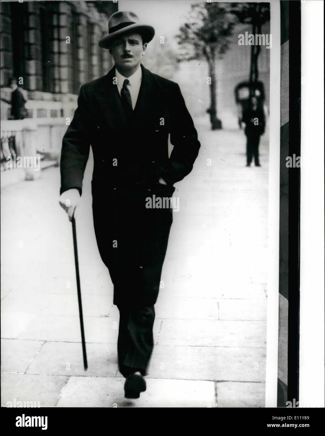 Il 12 Dic. 1980 - Sir Oswald Mosley muore a Parigi: Sir Oswald Mosley, un tempo leader del British movimento fascista, morì presto oggi nel suo sonno a Parigi. La foto mostra il Sir Oswald Mosley quando un membro del governo laburista nel 1920. Foto Stock