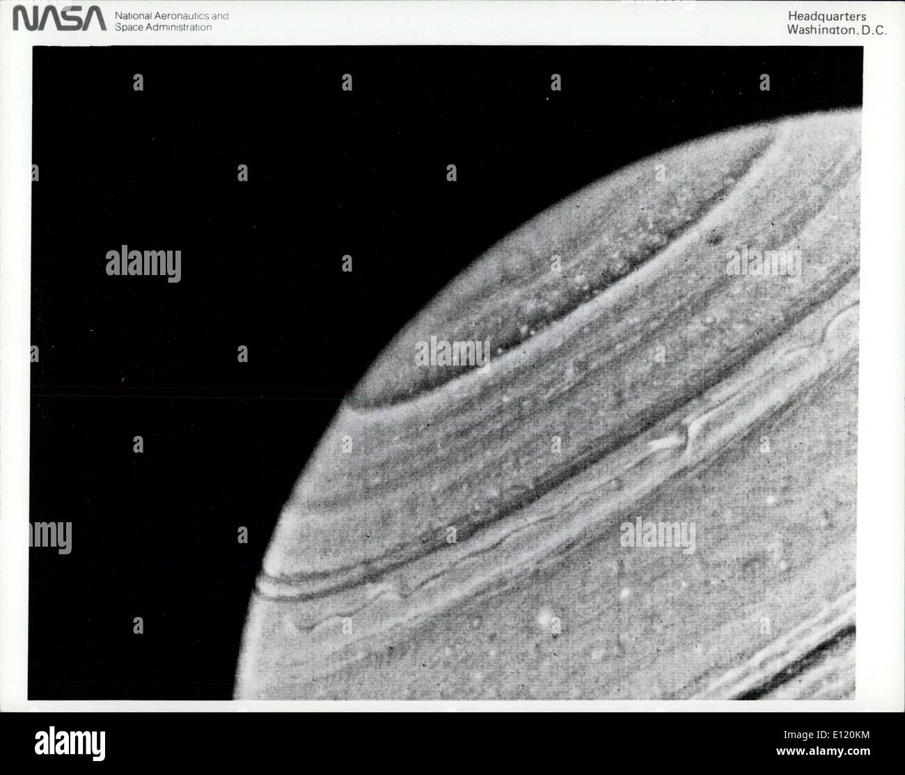 Agosto 21, 1981 - Questo Voyager 2 Immagine di Saturno emisfero settentrionale mostra notevoli su piccola scala struttura cloud e bande Foto Stock