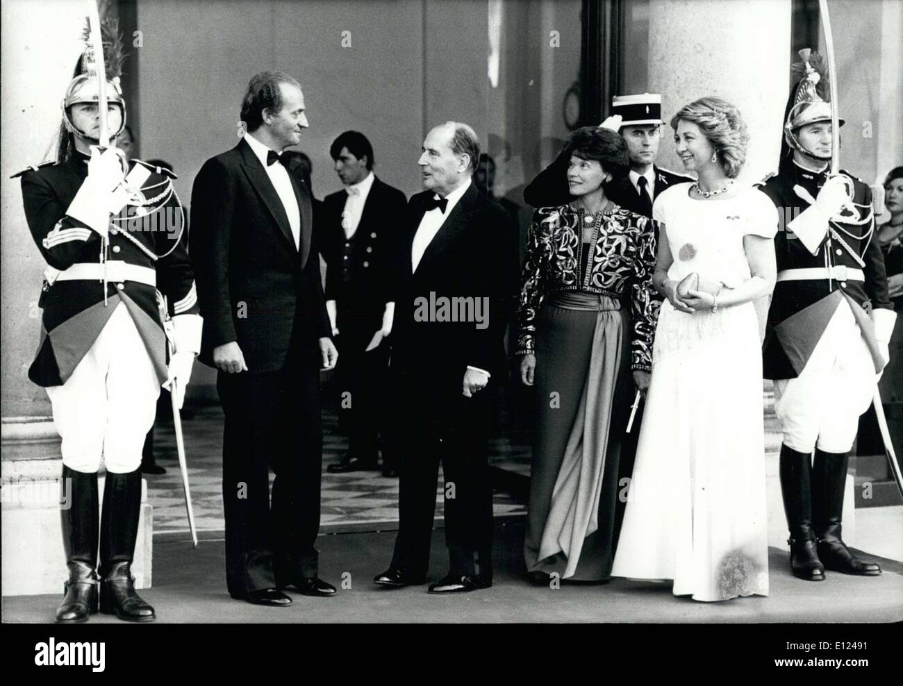 Lug. 09, 1985 - Il Re Juan Carlos e la regina Sofia di Spagna in visita ufficiale con il Presidente Mitterrand e Danielle Mitterrand Foto Stock