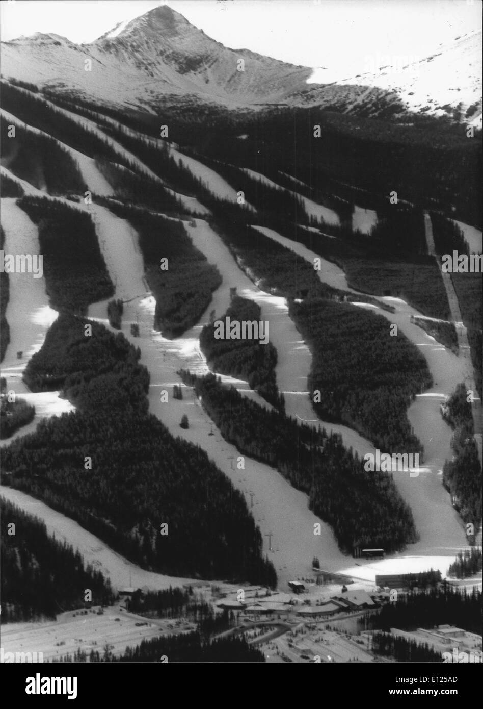 Febbraio 06, 1988 - ''futuro Mountain'': Marc Hodler, presidente dell'international Associazione Sci, chiamato ''futuro Mountain'' : la nostra immagine mostra il Monte Allan dove lo sci alpino competizioni avranno luogo. Il Wilde romantica regione è stato preparato per ''Zurbriggen e amici" Foto Stock