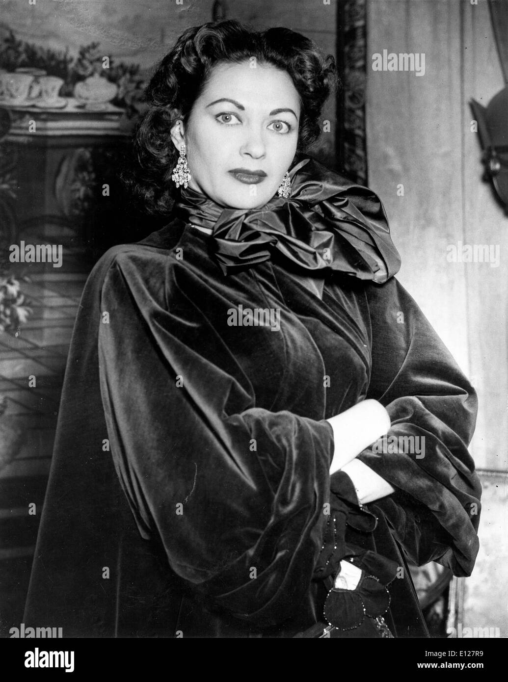Apr 01, 2009 - Londra, Inghilterra, Regno Unito - YVONNE DE CARLO (Settembre 1, 1922 Ð Gennaio 8, 2007) era un canadese-americano nato il film e la televisione attrice, ballerino e cantante. (Credito Immagine: KEYSTONE Pictures USA/ZUMAPRESS.com) Foto Stock