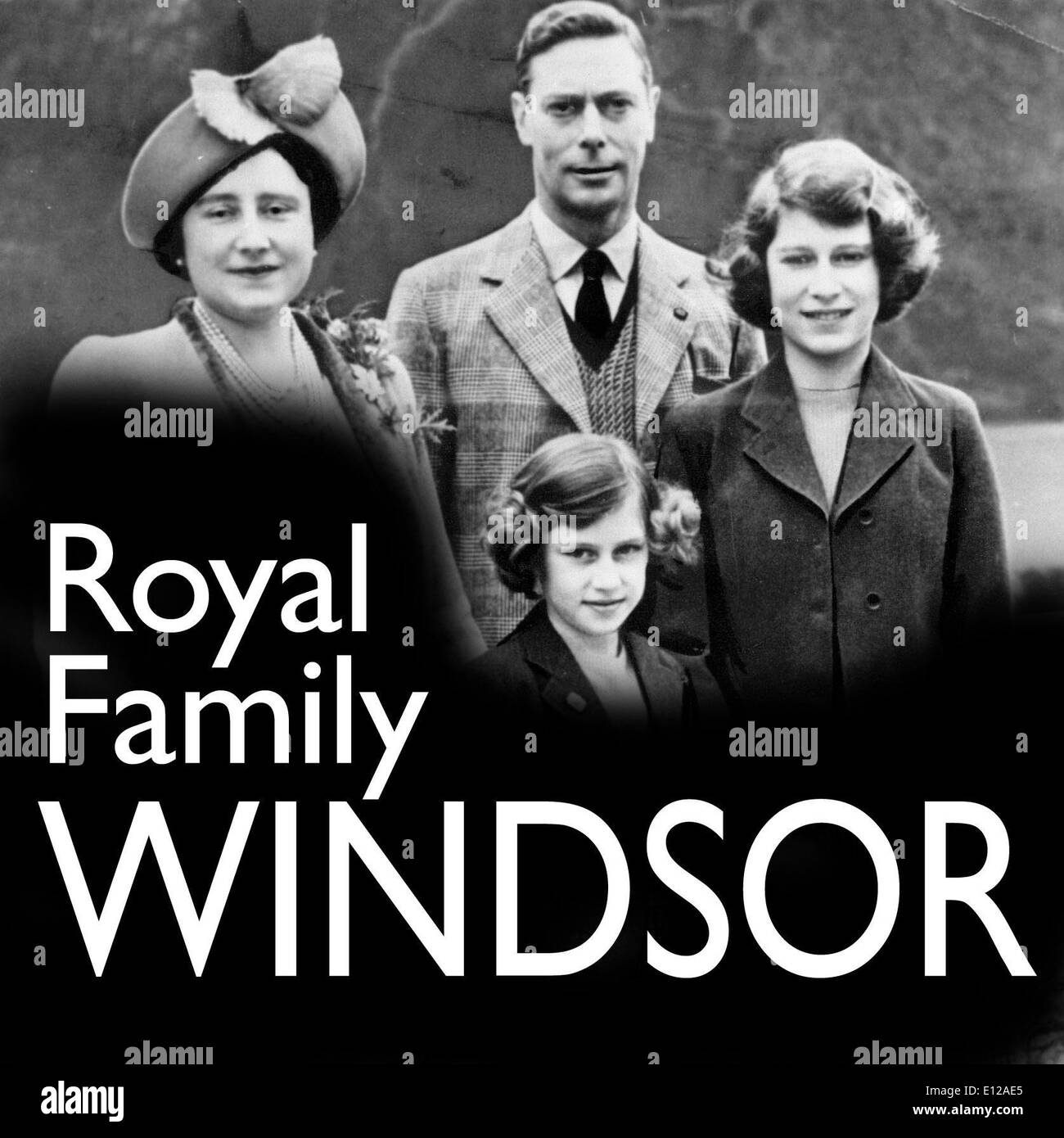Apr 26, 1948 - Londra, Regno Unito - George VI divenne re inaspettatamente dopo l'abdicazione di suo fratello, King Edward VIII, nel 1936. Un coscienzioso e dedicata uomo, ha lavorato duramente per adattarsi al ruolo in cui egli è stato improvvisamente gettato. Egli aveva sposato la signora Elizabeth BOWES-LYON nel 1923. King George VI pagato le visite di Stato in Francia nel 1938, e per il Canada e gli Stati Uniti nel 1939 (era il primo monarca britannico di entrare negli Stati Uniti). Nella foto: il re George VI, QUEEN ELIZABETH con le figlie la principessa Elisabetta e la principessa Margaret Rose. (Credito immagine: Foto Stock