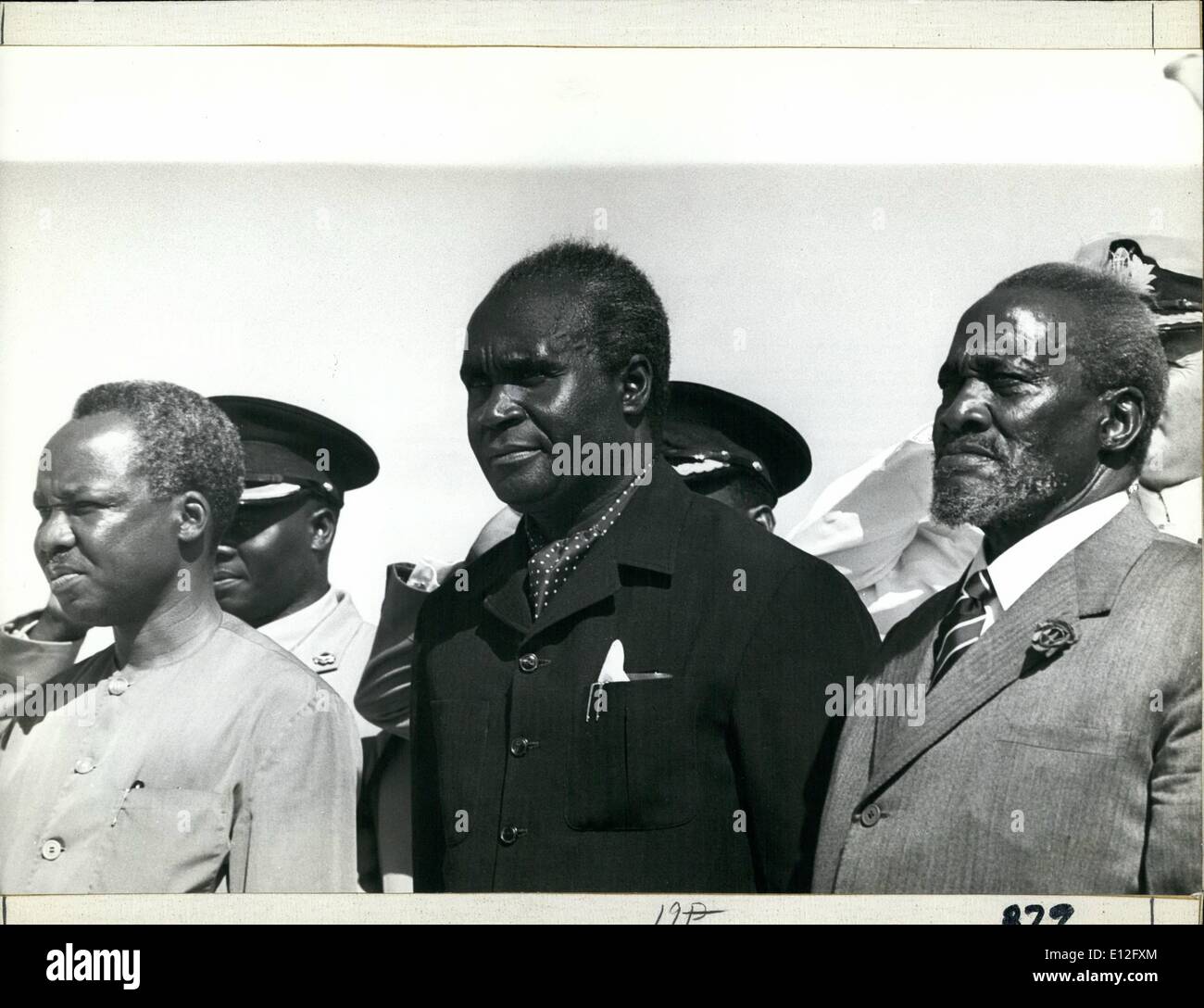 Gen 09, 2012 - a Mombasa, in Kenya navi Cerimonia di messa in servizio. Il presidente Nyerere / Kaunda Kenyatta. Foto Stock