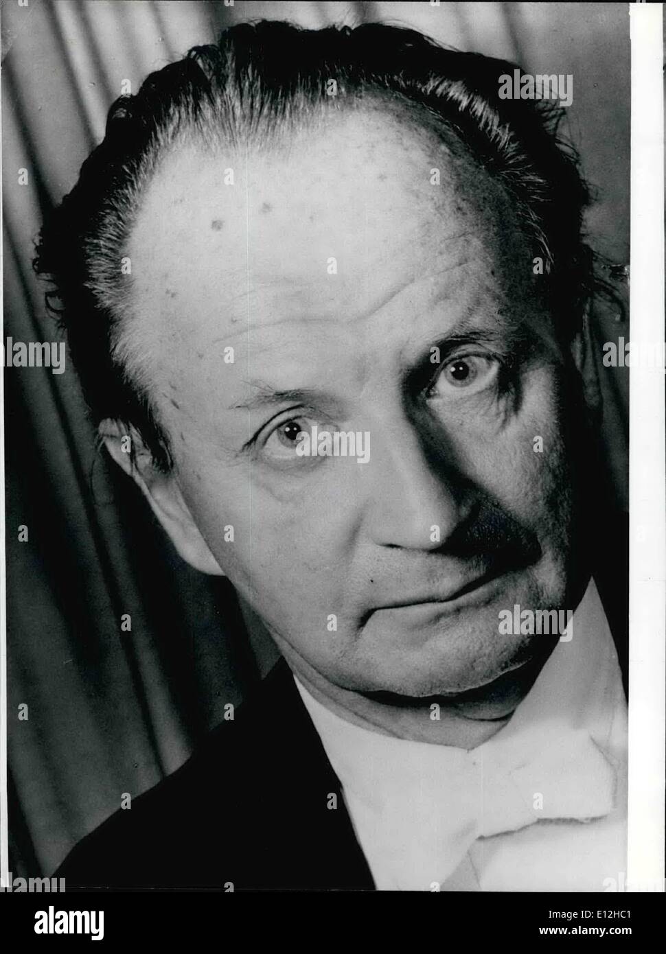 Gen 04, 2012 - Wilhelm Kempff sarà 80 il 25 novembre 1975: il pianista e compositore Wilhelm Kempff sarà 80 novembre Foto Stock Gen 04, 2012 - Wilhelm Kempff sarà 80 il 25 novembre 1975: il pianista e compositore Wilhelm Kempff sarà 80 novembre Foto Stock