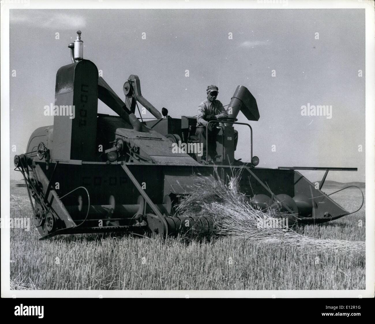 Febbraio 24, 2012 - Una delle Auto - azionato combina riprendendo la falciata. Tutti hanno detto il Matador ha circa 5,000.00 vale la pena di fattoria Foto Stock