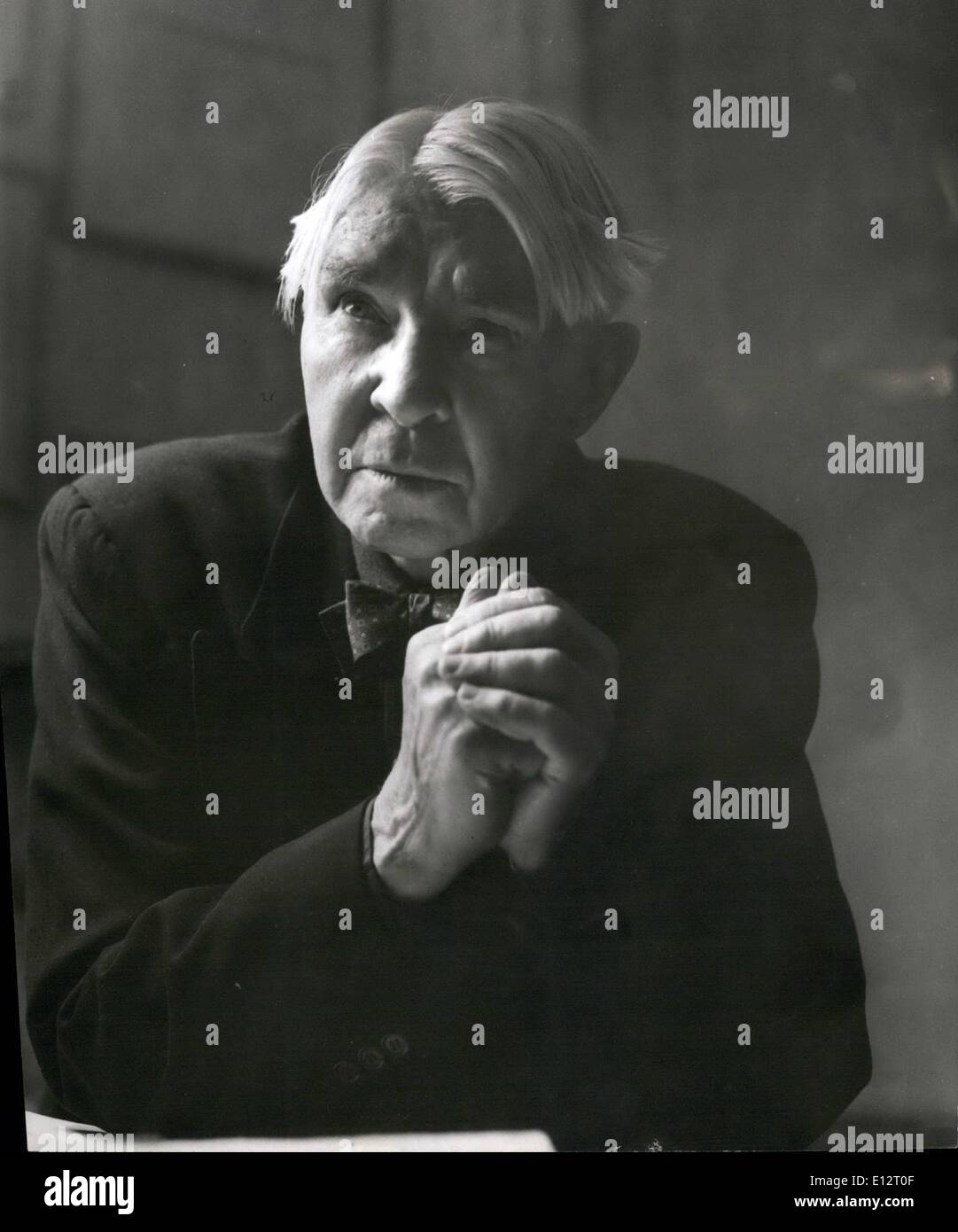 Febbraio 24, 2012 - Carl Sandburg Nat Fein è un Premio Pulitzer fotografo utilizzato per lavorare per il defunto NY Herald Tribune preziosa stampa originale Foto Stock