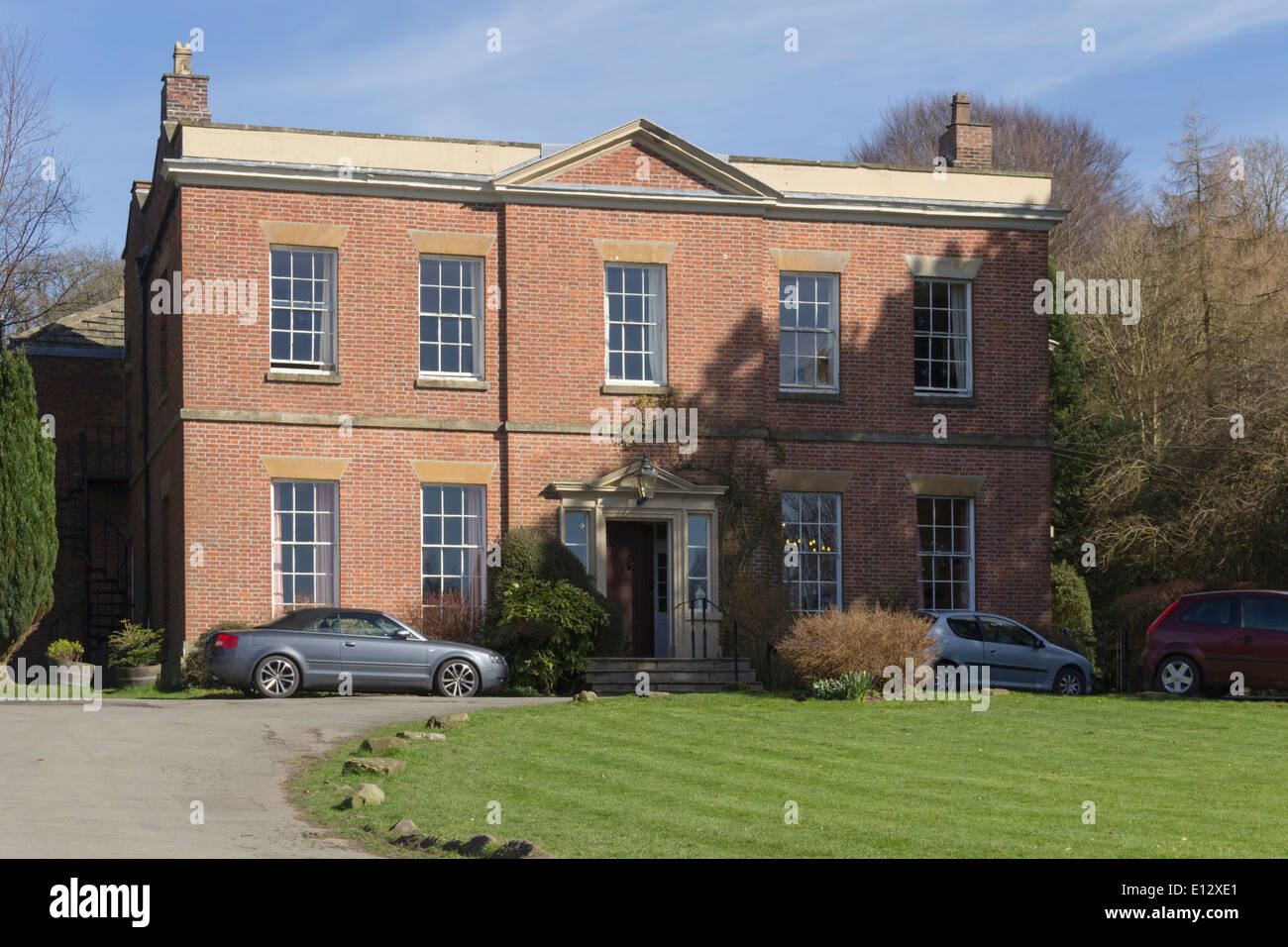 Rivington Hall, Rivington, Lancashire è un Il Grade ii Listed è un ex casa padronale, oggi una residenza privata di pubblico di parcheggio della leva del cambio. Foto Stock