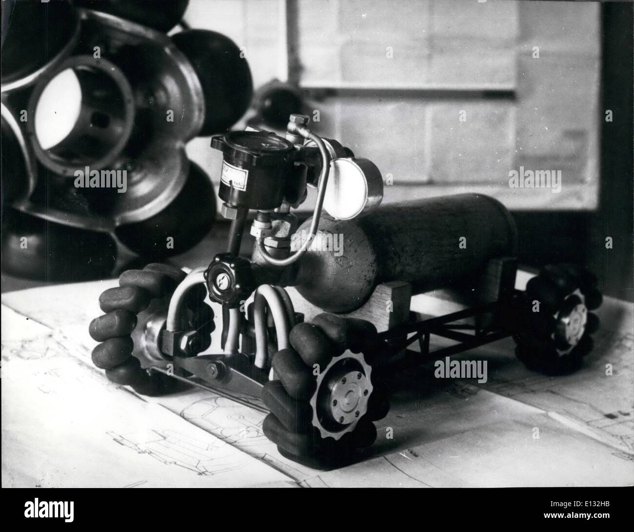 Febbraio 26, 2012 - Mostra fotografica: Prova con un modello in miniatura del nuovo veicolo che ha dimostrato la sua strada il merito. Foto Stock