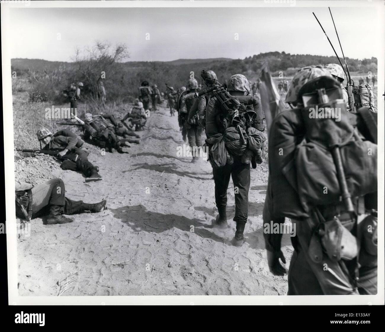 26 febbraio 2012 - Sesta flotta i marines statunitensi del secondo battaglione (reforzato) hanno fatto un assalto alla guida dei Galli  della Turchia 12 aprile come parte dell'esercizio NATO  pivot l'esercizio di tre giorni ha coinvolto le forze terrestri, marittime e aeree di Turchia, Gran Bretagna e Stati Uniti. Capitano BOSCH sos Jr. USN era il comando della task force anfibia. Il tenente colonnello A. I. leAn,  ha al comando deluomo reforzato Battaglione compa 1800 cantare la forza di atterraggio marina Foto Stock