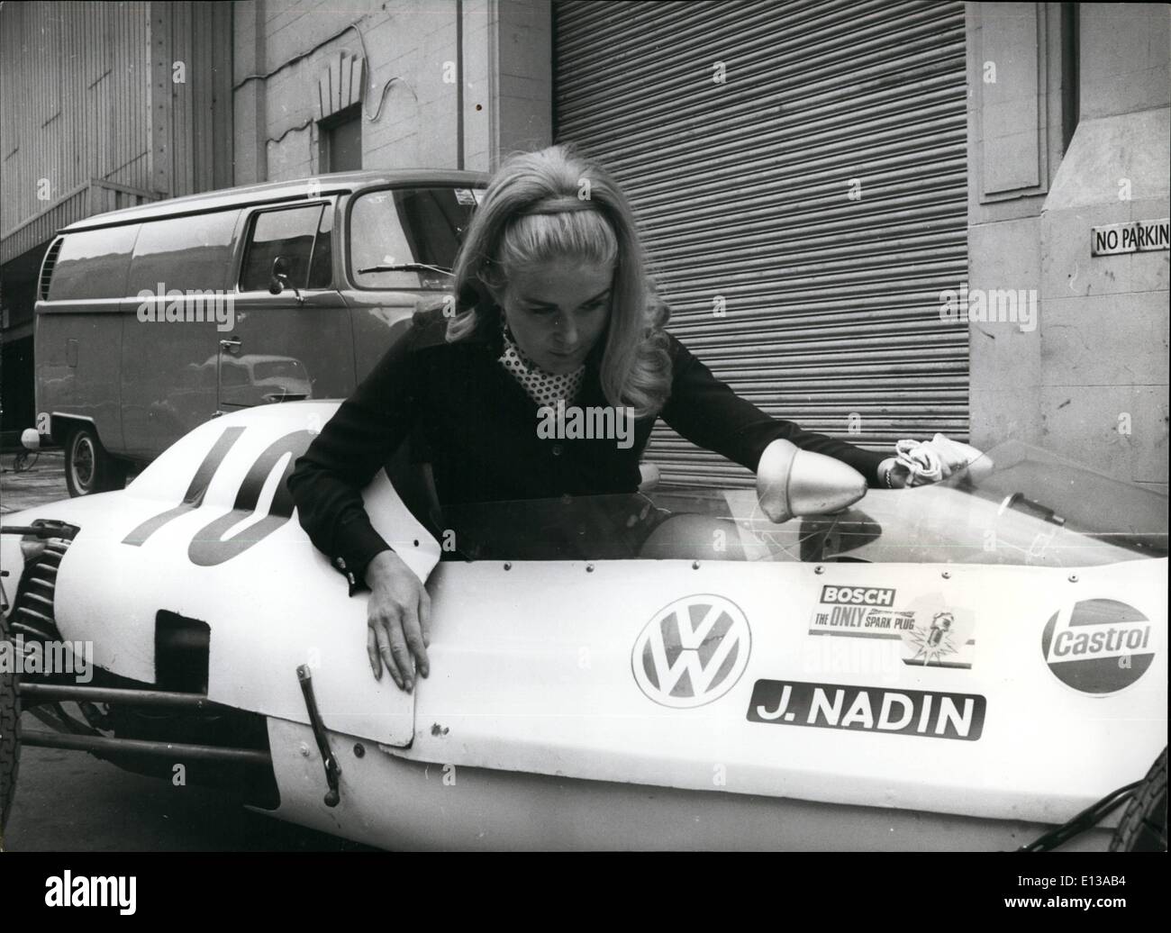 Febbraio 29, 2012 - Johnny Nadin con la sua monoposto di formula vdo 15.000 c.c. auto racing. Foto Stock