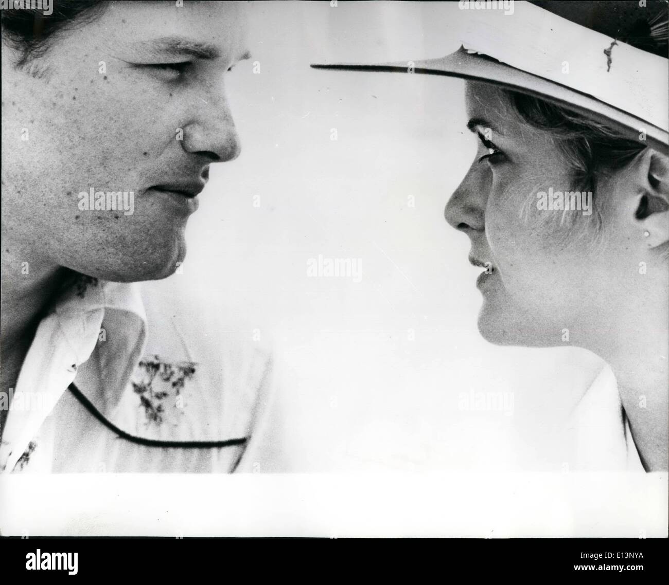 Mar 22, 2012 - Stelle di 'Elvis-The Movie" Wed Kurt Russell e stagione Hudley, stelle del film ''Elvis-The Movie". Il giovane, che giocano, Elvis e Priscilla Presley nel film, divennero marito e moglie nella vita reale, dopo aver completato le riprese. Foto Stock