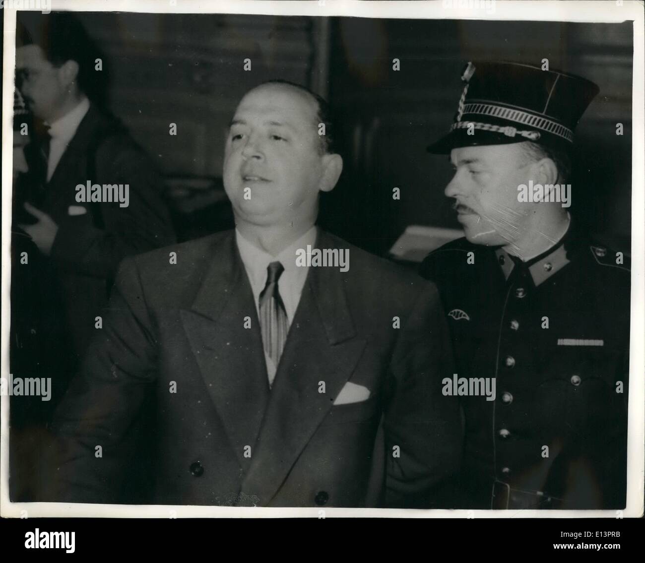 Mar 22, 2012 - Messina fratelli in prova in Belgio ''impegnati in bianco la schiavitù: -- dire polizia: la versione di prova ha aperto a Tournai Belgio a dei fratelli Messyna Eugene e CarmeloThey sono accusati di ingresso illegale in Belgio - possesso illegale di armi da fuoco e tentativi di procurare che la polizia ha detto oggi che i documenti trovati nella sedia che a Bruxelles Foto Stock