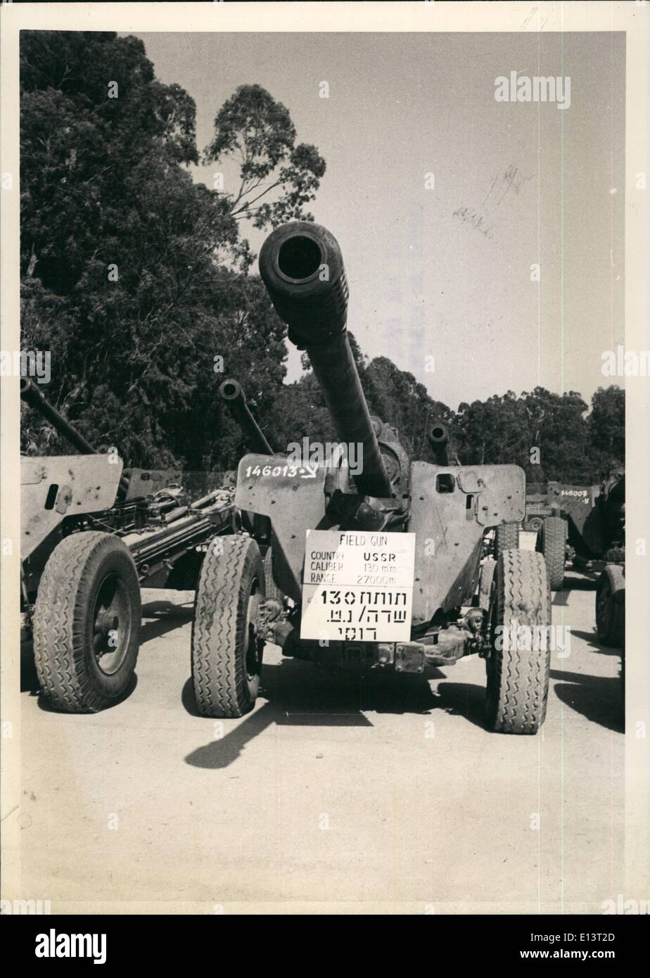 27 mar 2012 - Il governo di Israele mostra catturato il russo e il cinese armi che l'esercito israeliano ha portato indietro dal Libano. Foto Stock