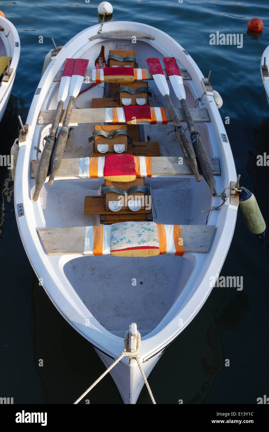 Castiglione della Pescaia, Toscana, Italia; barca usata in barca tradizionale gara Foto Stock