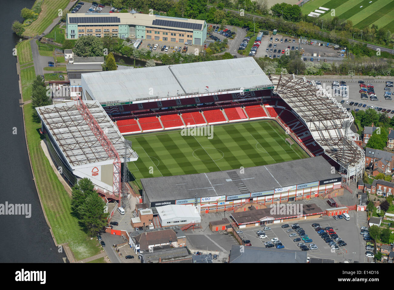 Una veduta aerea della città Massa, casa di Nottingham Forest FC. Nottingham REGNO UNITO Foto Stock