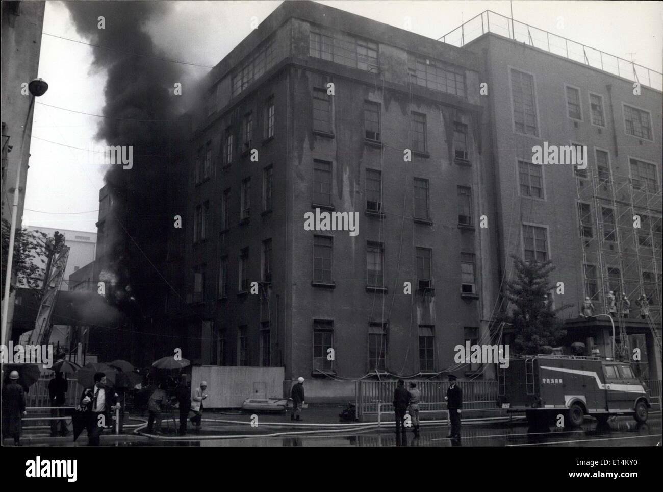 Apr. 05, 2012 - Edificio sul fuoco. Foto Stock