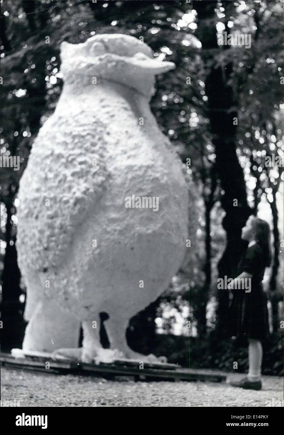 Apr. 12, 2012 - rte Huard scultura al Museo Rodin e una piccola ragazza Foto Stock