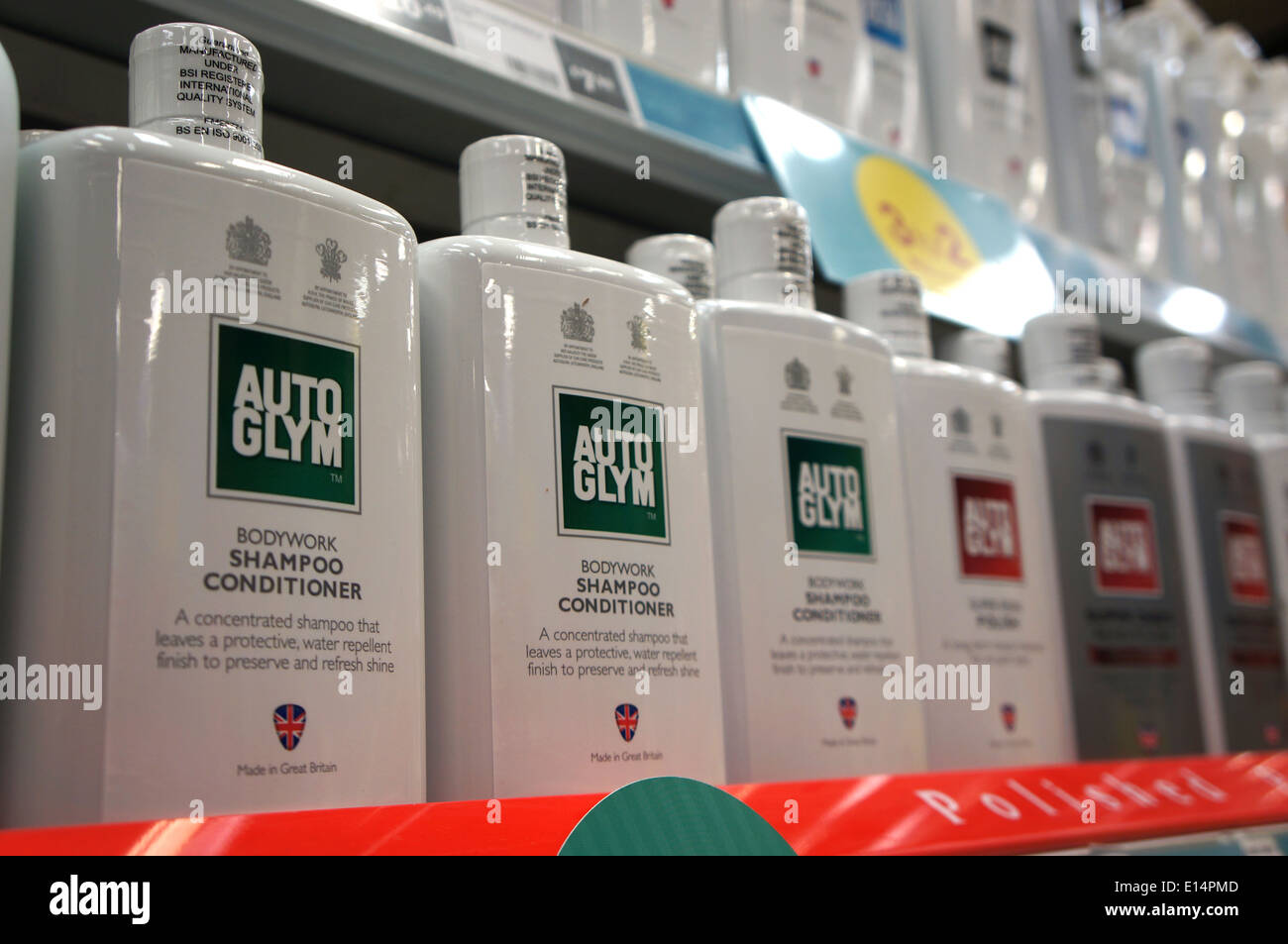 Auto Auto Glym prodotti display in holfords Foto Stock