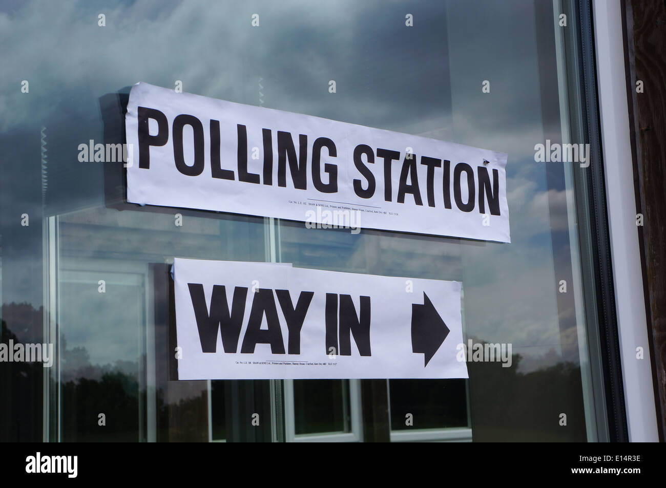 Regno Unito seggio elettorale durante le elezioni locali Foto Stock