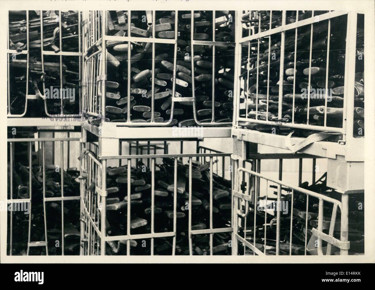 Apr. 18, 2012 - Foto rilasciato di recente dal governo di Israele mostra catturato il russo e il cinese armi che l'esercito Israele portati indietro dal Libano. Foto Stock